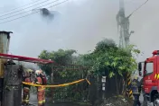 影/新北三重木材工廠大火！火煙狂燃「零能見度」