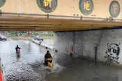 雨勢猛烈抽水馬達故障　桃園中新地下道積水封鎖