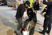 婦人機車「神秘失蹤」　竟是男子誤騎釀烏龍