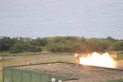 九鵬基地海馬士多管火箭系統首度發射　今年7月可望成軍