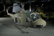 駐日美軍出包！18kg袋子從直升機掉落　內含信號彈找嘸