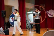 兩樣情！許光漢替代役頒獎典禮「台上發光發熱」　王大陸淪觀眾