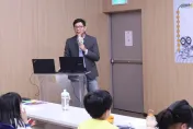 《老Z》周寬展拆包裹驚見「舊絲襪」！被詐騙無奈：要不回來