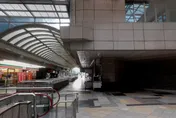 昔新北地標淪為鬼城　網嘆湯城園區「沒落關鍵」：家樂福撤出