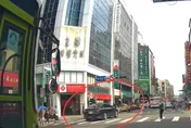 影/三峽惡駕翻版！重慶南路連環車禍　肇事車高速闖紅燈