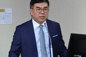 環境部長談火力發電…竟扯「家庭主婦煮菜」 網炸鍋轟講Ｘ話