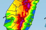 鋒面甩雨彈！全台明早變成「一片紅」　中部以北、澎金馬防大雨