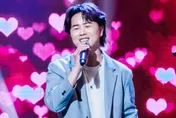 不顧形象「躺地演唱」惹心疼　陳孟賢哽咽嘆：像小丑
