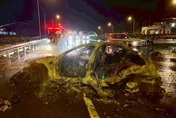 國3慘烈車禍！中寮隧道口「轎車撞護欄起火」　駕駛噴飛摔死