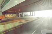 國門形象拉警報！白牌車違規載客拒檢　交通部出手整頓秩序