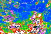 首颱恐生變？鄭明典貼衛星雲圖示警：這狀況對它很不利！