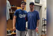 MLB/柯敬賢投打對決大谷翔平　開心合影人生成就解鎖