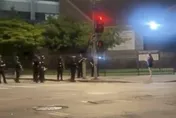 影/洛杉磯宵禁！落單女返家途中竟遭警「近距離開槍」