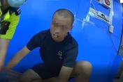 新竹阿北打球突倒地...神秘男CPR「比警消還熟練」　全場驚嘆