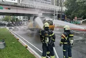 北市標線工程車陷火海　警消灌救幸無人傷
