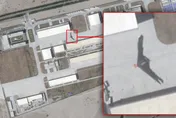 衛星拍到！新疆秘密基地現巨型無人機　翼展52米直逼「B-12」