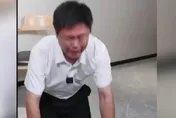 影/阿嬤請原諒不孝孫！赴陸教師張立齊遭除籍「回不去」下跪淚崩