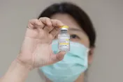 亞東醫院施打首例失智新藥！病患家屬：等了半年了