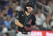 MLB/挑戰首次單季30轟現變數？　卡洛爾手腕骨裂成傷兵