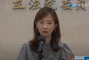 青鳥公審路人連小學生也不放過　網友怒轟：郭昱晴踹共