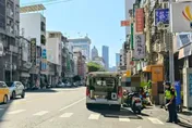 高齡翁騎單車闖紅燈！24歲騎士攔腰撞　人就這樣沒了