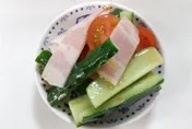 涼拌小黃瓜曾害450人中毒！細菌感染引發休克險送命