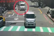 影/新店跳車不是擄人案！男女口角爭執　泰女慘摔出車