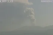 日新燃岳火山連日噴發！煙灰竄1500米　航班取消影響逾千人