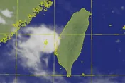 準丹娜絲挾豪雨彈「炸恆春、東部」！專家示警：4天內雨多到發紫