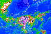 丹娜絲持續增強「上看中颱」　若中心登陸風雨相當強