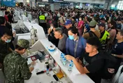 丹娜絲重創交通！500名旅客滯留金門　晚間軍機再投入疏運