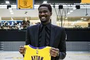 NBA/艾頓加盟湖人興奮直呼「像打電玩」！盼與東契奇、詹皇拚冠軍