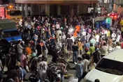 影/史詩級災難片！鹿港豪雨淹水「400人擠爆倒垃圾」場面超震撼