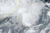 神秘「弧形界面」撲台？鄭明典示警：還會再下雨一陣子