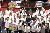 大罷免大翻車！前綠委加碼喊普發五萬要排富
