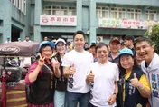 蔣萬安合體賴士葆掃街！「我不同意」戰袍暴紅　反惡罷帥出新高度
