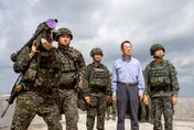 顧立雄視導漢光41號防空演練　陸戰隊肩射刺針飛彈曝光