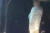 影/南投驚見「保鮮膜木乃伊」遊街！超狂畫面曝