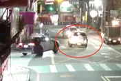 影/汐止男酒駕拒檢衝撞警車　遭圍捕落網吞22萬罰單