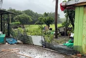 畫面曝！超狂龍捲風突襲台東　家具飛竄、毀民宅慘如戰區