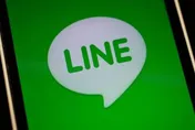 LINE新功能！相簿也能用表情回應　官方：分批上線