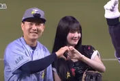 i-dle MINNIE登大巨蛋開球！江坤宇連2次主動邀比愛心　全場暴動了