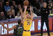 NBA/東契奇3年49億續約湖人　捐近1.5億助小將追夢