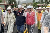 豪雨狂炸高雄山區！陳其邁災區指揮搜救：堅持到底