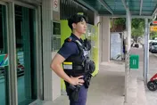池上出車禍巧遇「陽光帥警」秒暈！遊客讚旅程最大亮點