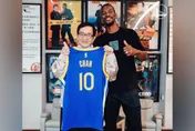 NBA/巴特勒向成龍學功夫！看首映誤把梁家輝當梁朝偉