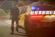 小黃運將不爽後車閃遠光燈　新店山區持刀攔車嗆聲挨告