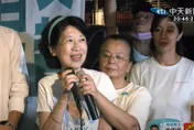 小草聚集北所慶祝柯P生日　陳佩琪到場送壽桃唱〈愛你一萬年〉