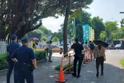 黃珊珊、李得全出庭作證京華城案！小草集結聲援柯文哲