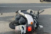 高雄機車相撞！騎士皆倒地　她無呼吸心跳送醫搶救